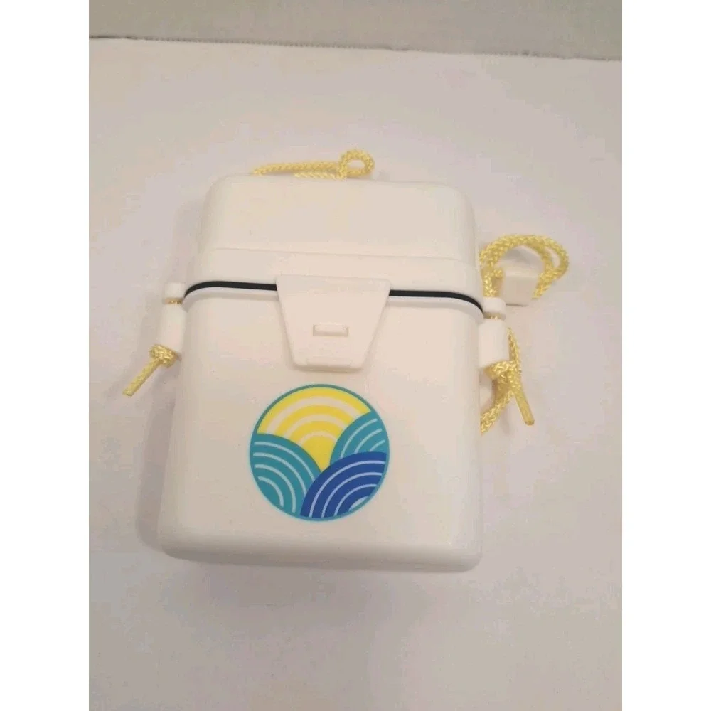 Avon Sun'N Fun Caddy Vintage Waterproof Case Retro